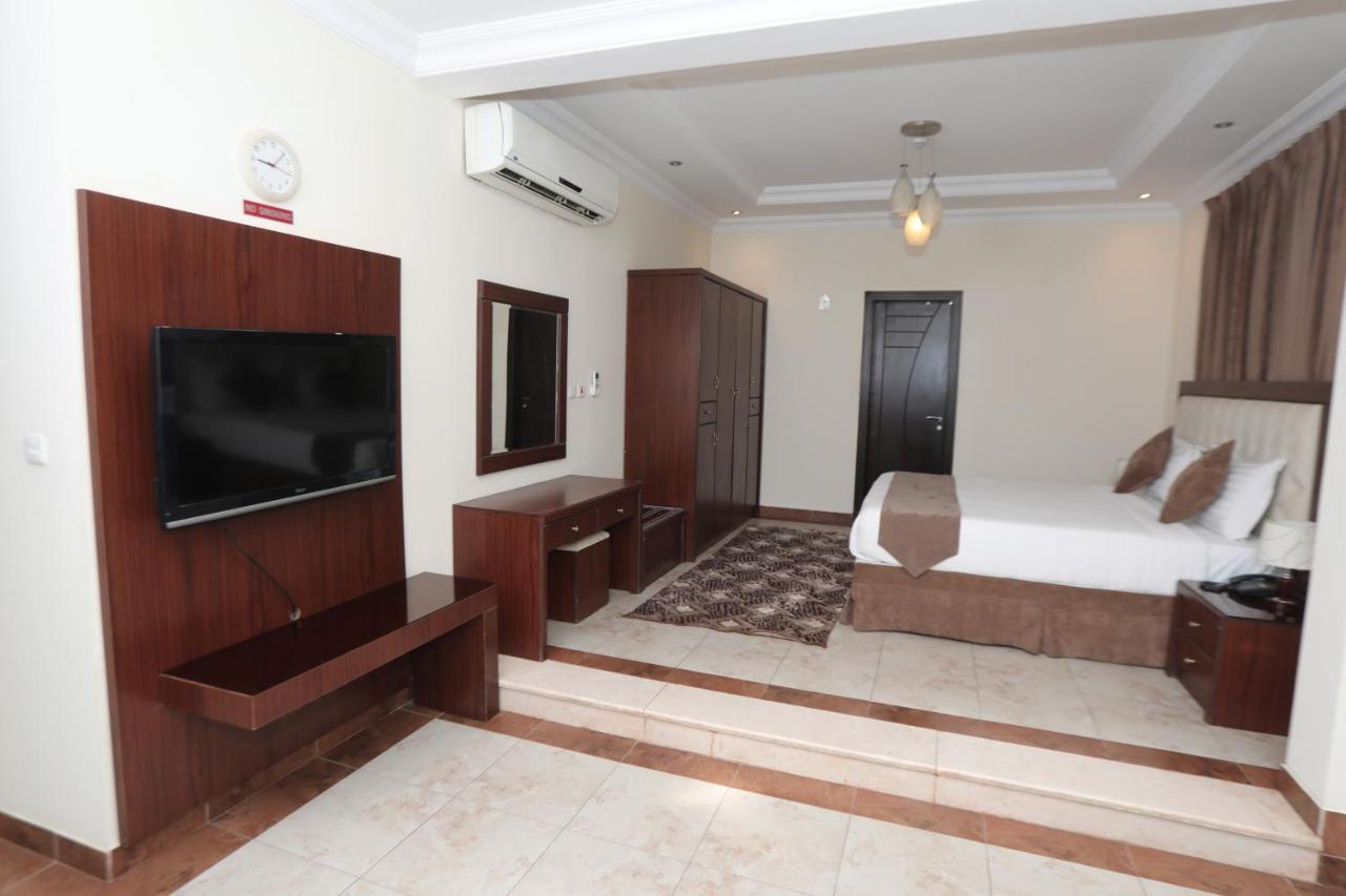 Samaya Suites Рияд Екстериор снимка